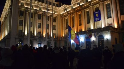 Federaţia „Solidaritatea Sanitară”: Personalul auxiliar sanitar este cea mai dezavantajată categorie de personal din sistemul bugetar