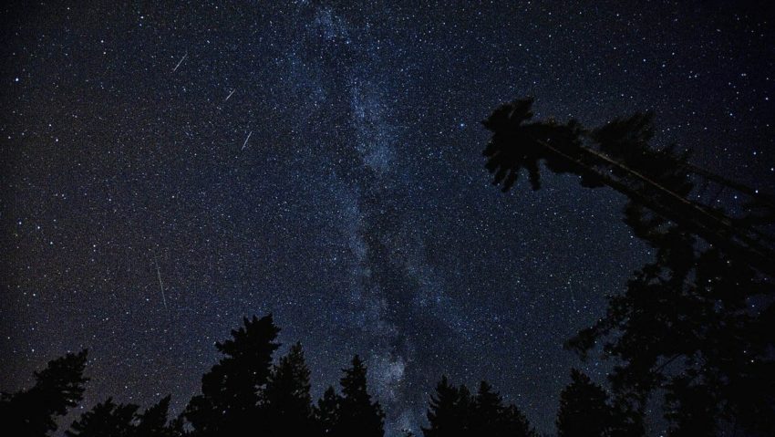 Maximul Perseidelor, în noaptea de joi spre vineri