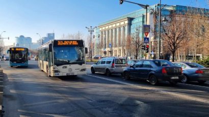 Evenimentul sportiv „The Color Run Kaleidoscope Tour Night” deviază sâmbătă nouă linii de autobuz