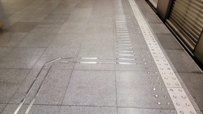 Panouri Braille în stațiile de metrou din Capitală!