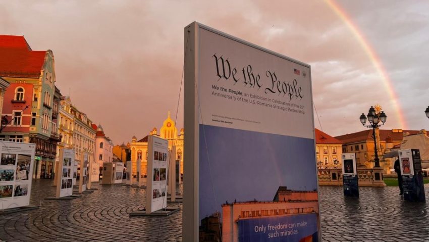 Expoziţie fotografică „Noi, Poporul/We the People”, la București!