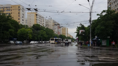 Vremea se răcește în București