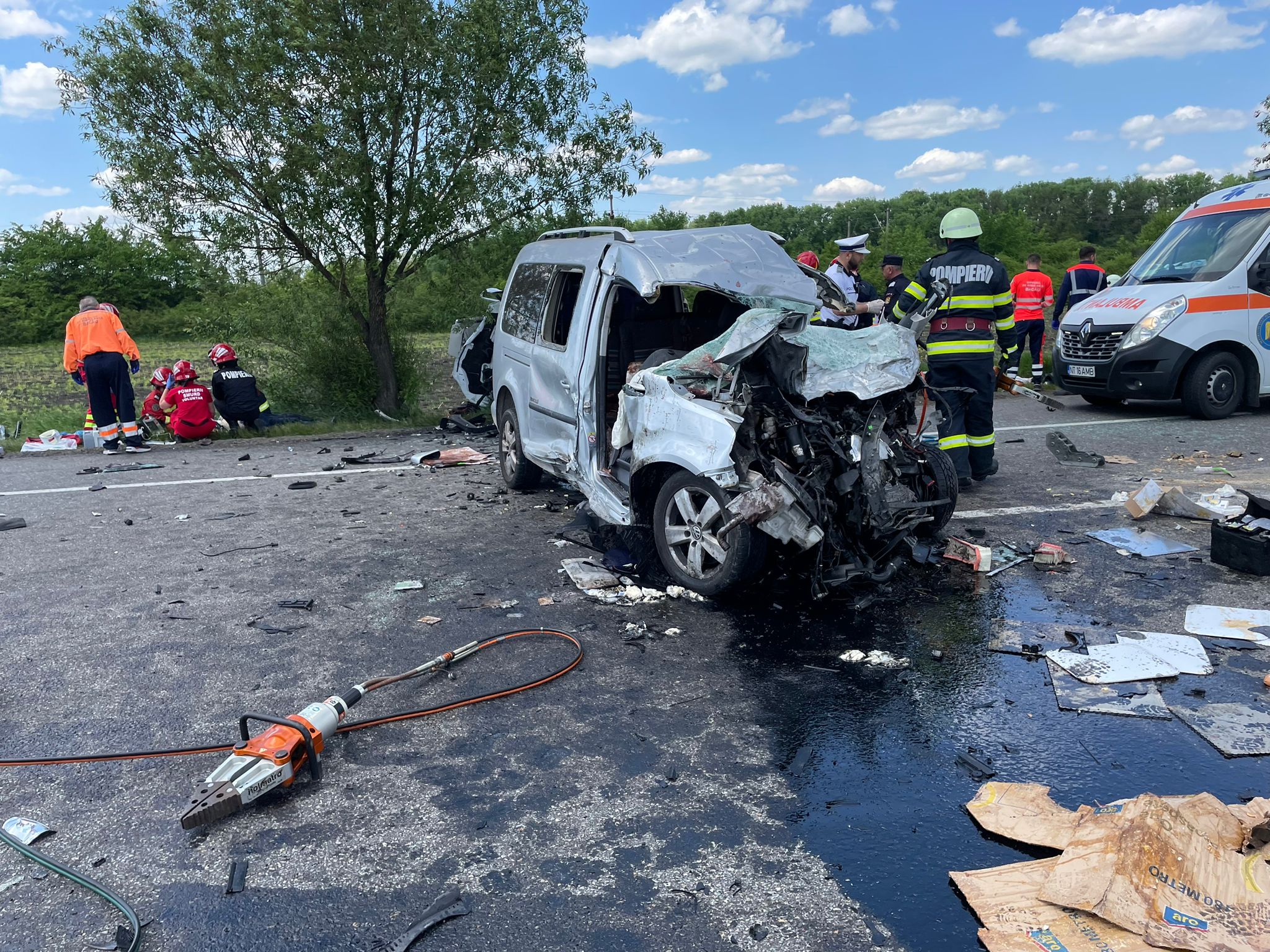 Neamţ: Planul Roşu de Intervenţie, activat în urma unui accident rutier cu trei autoturisme