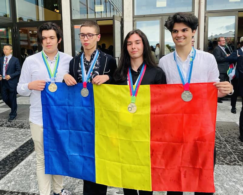 Patru medalii de aur, argint și bronz, obținute de elevii români la Olimpiada Internațională de Chimie – IChO 2023 din Elveția