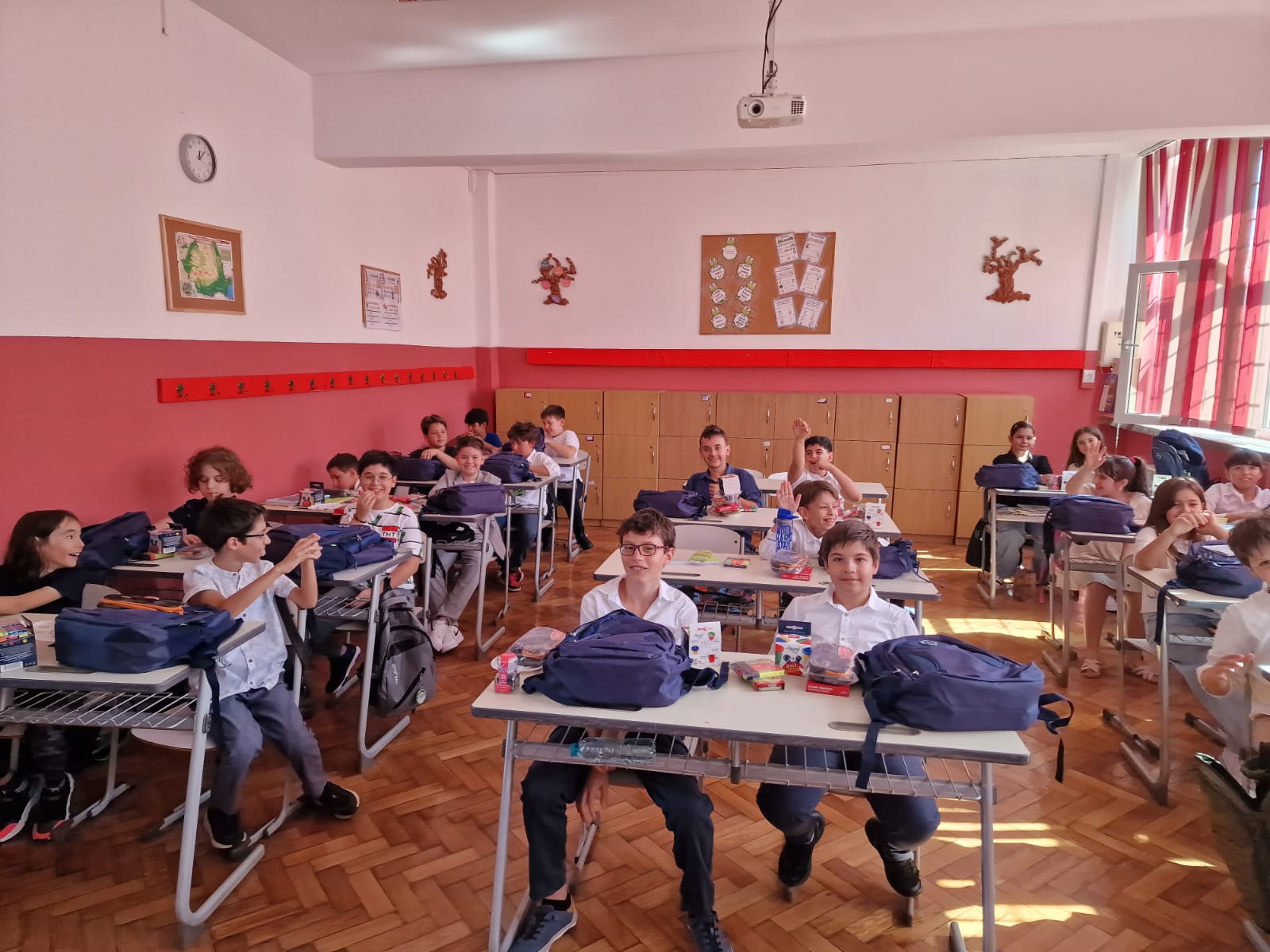 Semnal de alarma, de Ziua Mondiala a Educatiei!