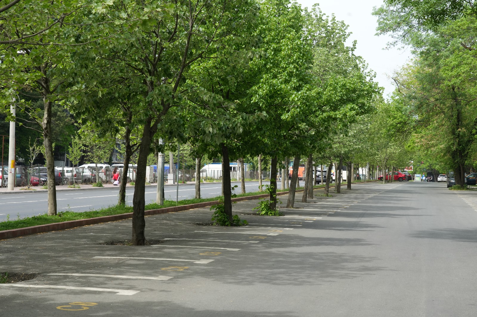 Park&ride lângă staţia de metrou Pantelimon