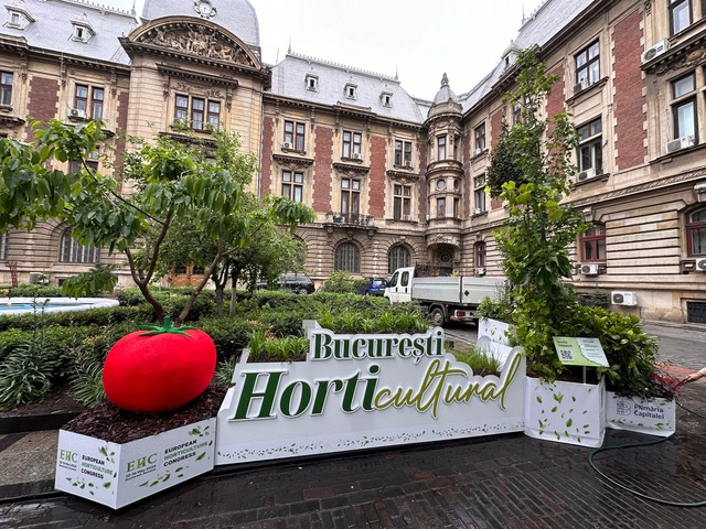 ”Zilele Horticulturii Bucureştene” – de joi până duminică, în Grădinile Senatului