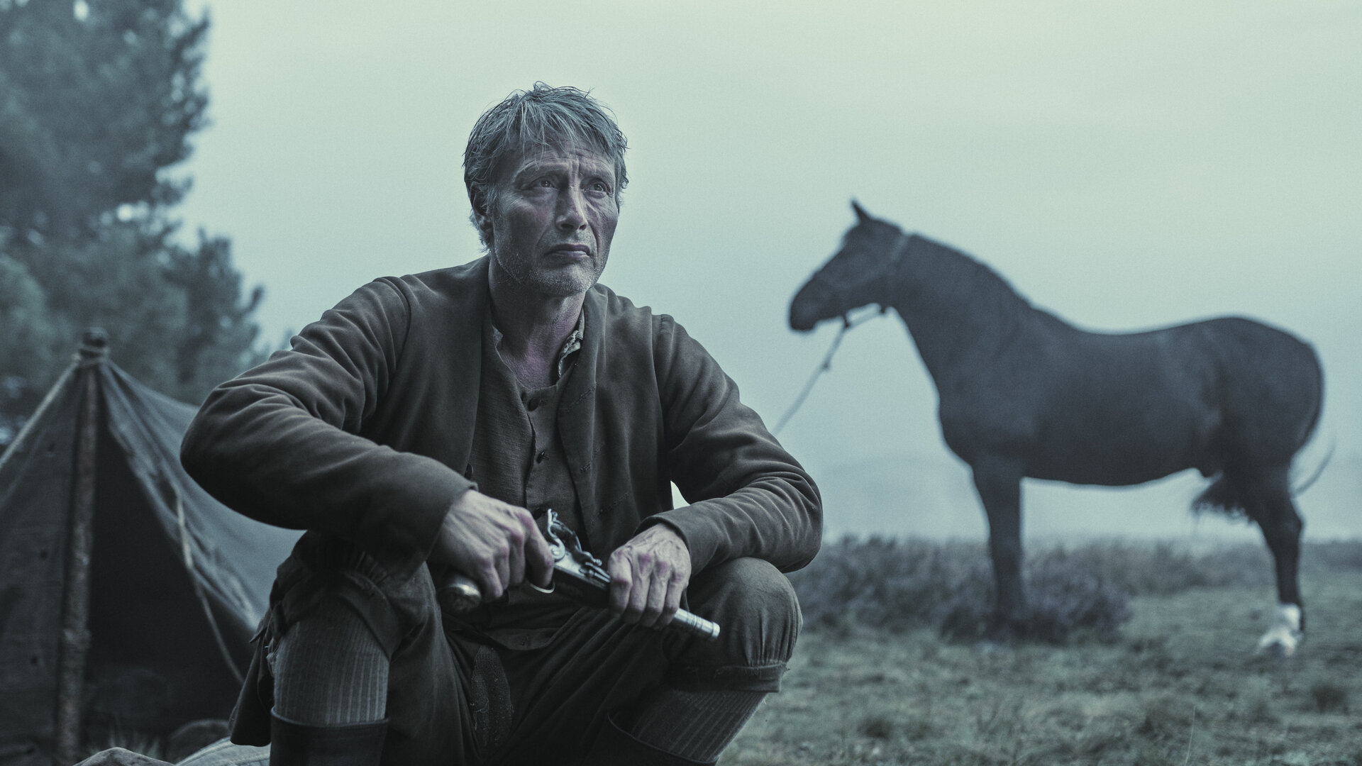 Rămâne de Văzut: ”Bastardul”, un western nordic captivant, cu Mads Mikkelsen, la cinema!