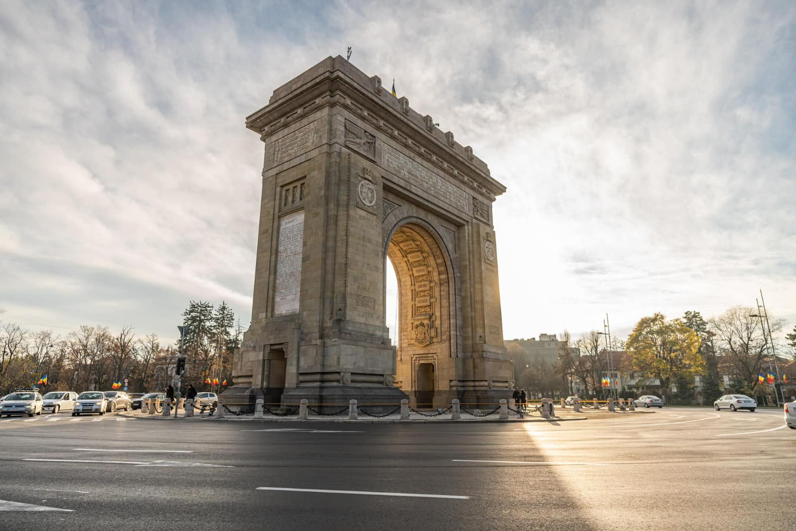 Paradă militară la Bucureşti, de Ziua Naţională a României