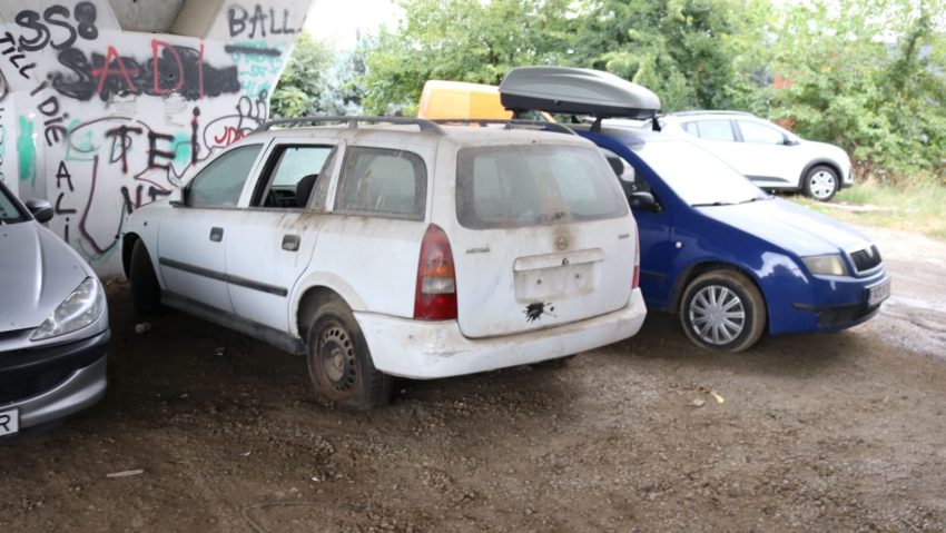 Primăria Sectorului 2 eliberează domeniul public de mașinile abandonate!