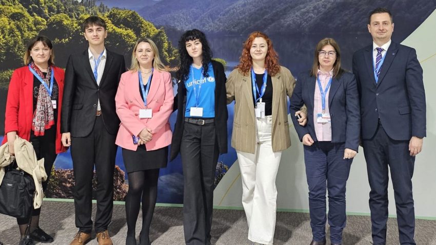 Doi adolescenți fac parte din delegația României la COP29 și vor pleda la Baku pentru acțiune climatică