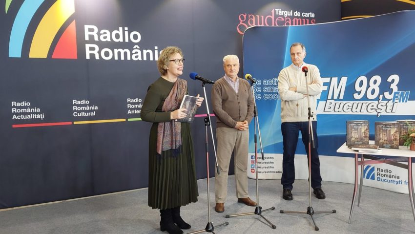 București FM a găzduit lansarea cărții “Timpul Orașului București” la Târgul Gaudeamus 2024!